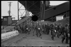 2732_Miners changing shift, Birmingham, Alabama