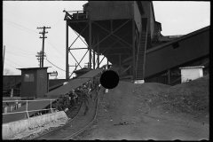 2734_Coming out of the mine, Birmingham, Alabama