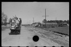 2961_Household goods of family moving to Newport News Housing Project, Virginia