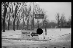 2965_Local signage , Kentland