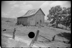 3264_Barn on former farm of Wabash Farm settler, Martin County, Indiana