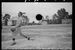 3407_Ball team at Irwinville Farms, Georgia