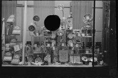 3522_Electrical goods ,shop window display  , Washington D.C.