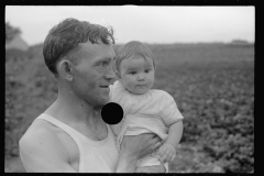 4146_ Father and daughter at Tygart Valley Homesteads