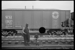 4202_ Railroad yardman  Elkins