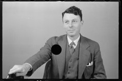 0208_Mr. Lawrence Hewes, chief assistant to the administrator