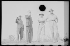 0280_Tomb painter , Pointe a la Hache. cemetry, Louisiana