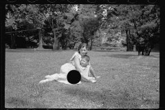 0309_Mother and child in middle-class  garden, Washington ,D.C.