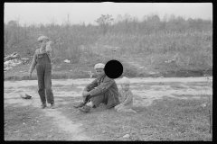 0425_Father on relief ,with family of ten, Brown County, Indiana