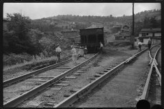 0720_By the tracks , Pursglove , West Virginia