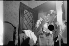 01526_ technical error ,possibly man shaving