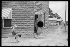 01541_FSA office , Irwinville farms , Georgia