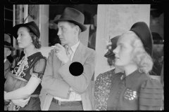 01561_Watching Cincinnati's sesquicentennial parade, Ohio