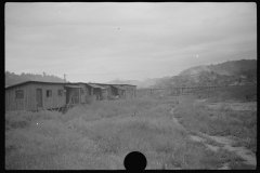 3758_Miners' shanties by the river, West Virginia