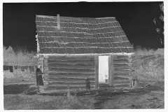 0420_ Home of  family of ten , Brown County, Indiana