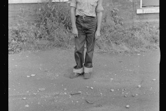 1052__Teenage boy , Family member photograph , probably Ohio