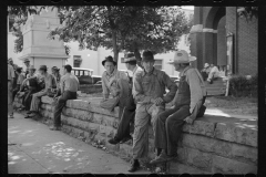 2083_Established 'Loafers' wall' , outside the Court-house, Batesville, Arkansas