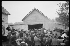 2282_Auction / Garage sale , Hyde Park Vermont