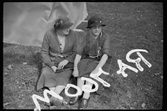 2290_ Attendees at the  fair at Albany, Vermont.