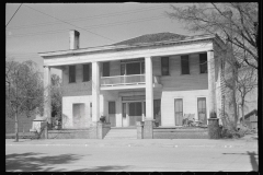 2403_Probably abandoned plantation house, Monticello, Georgia