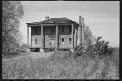 2404_Abandoned plantation house, Monticello, Georgia