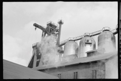 2482_  Blast (iron)  furnace in Jackson, Ohio