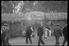 2835_Visitors at the State Fair, Rutland, Vermont