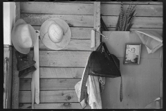 3027_Corner of a room in cut-over farmhouse, near Northome, Minnesota