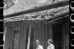 3271_Former home of a Wabash Farms settler, (Liston Barnes) Martin County, Indiana]