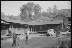 3588_Children playing outside ,homes, Jere, West Virginia