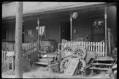 3688_Street scene, front of houses, Charleston, West Virginia