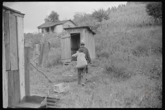 3774_Neighbours take home swill for pigs ,Bertha Hill, West Virginia