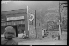 3816_Bearre's garage , Davey, West Virginia