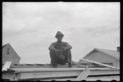 3930_Parts of prefabricated house,  Roanoke Farms, North Carolina