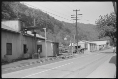 4003_An alloy plant, Falls View, West Virginia