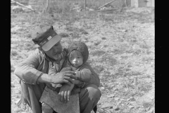 4096_Probably miner father with young daughter