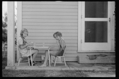 4154_Children of homesteader at Tygart Valley Homesteads, West Virginia