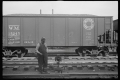 4202_ Railroad yardman  Elkins
