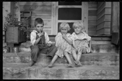 0060_Children of resettlement farmer