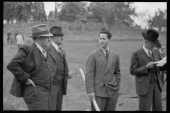 0105_Resettlement officers at opening of Berwyn Project, Maryland