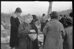 0141_Mrs. Eddie Nicholson, possibly begging,  Shenandoah