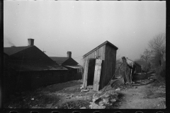 0196_Privy at rear of a house in Front Street, Hamilton, Ohio