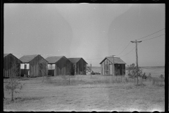 0470_Group of simple dwellings