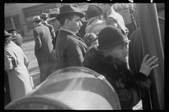 0509_Viewing the Armistice Parade , Omaha