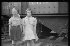 0542_Two friends , in front of a coal truck , Kempton