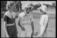 0566_Possibly ladies from  Dyess Colony Project , Mississippi County, Arkansas