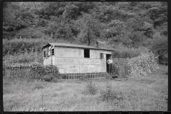 0748_unemployed miner's shanty home ,West  Virginia