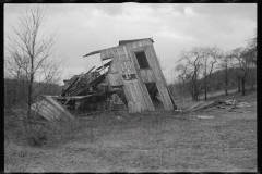 0876_Storm damaged  and abandoned property  , unknown location