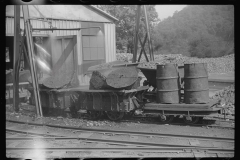 0984_Washing plant , Charleston , West Virginia