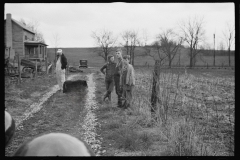 1005__Probably resettlement clients , near Jackson , Ohio